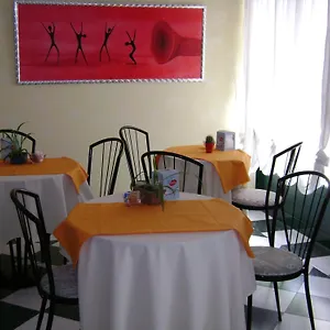 2* Hotel Moderno
